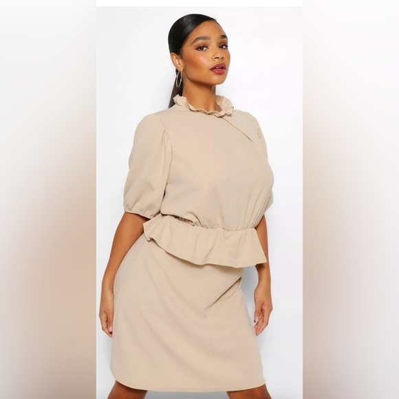 54. PLUS PEPLUM PUFF SLEEVE HIGH NECK SKATER DRESS in Black NWT size 18 - Picture 5 of 8